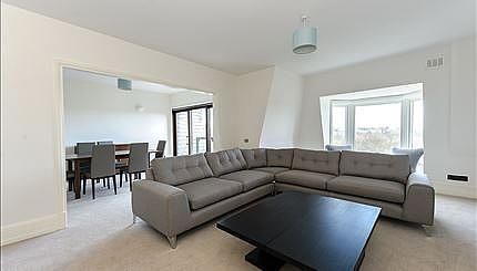 Thumbnail Flat to rent in Strathmore Court, Park Road, London