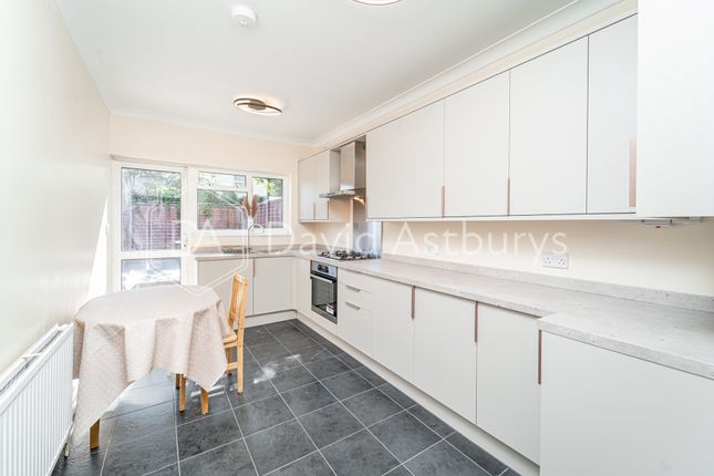 44, Sirdar Road, Turnpike Lane photo 2