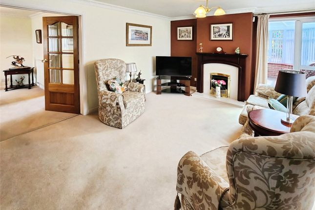 1, Willowfields Road, Warwickshire photo 2