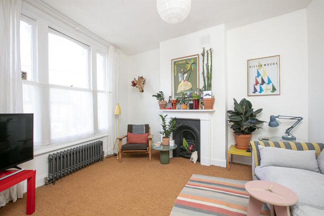 Flat 2, 29, Bicknell Road, London photo 2