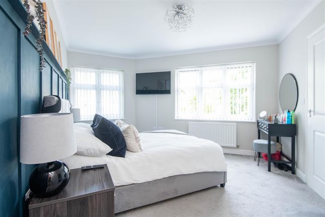 18, Olympian Close, Chorley photo 4