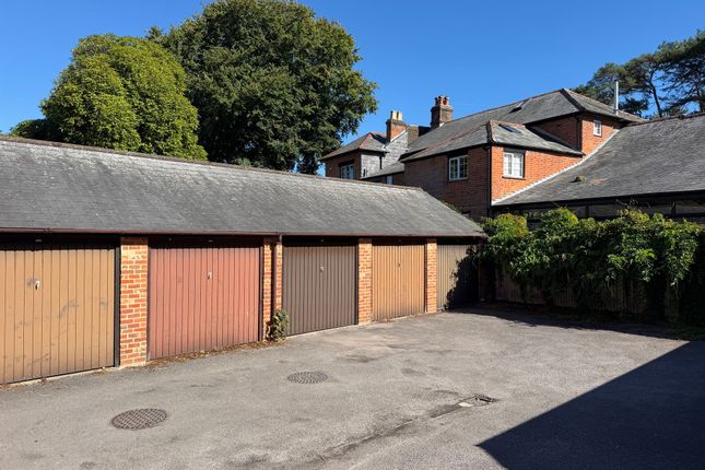 3 Furzedown Mews, Southampton photo 2