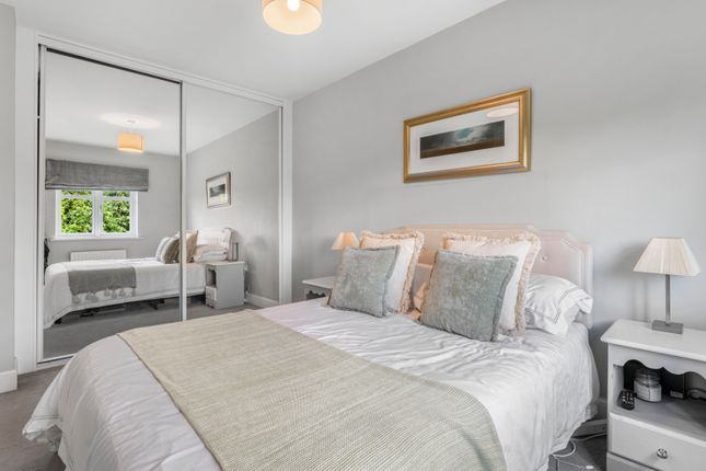 35 Longlands, Repton, Derbyshire photo 4