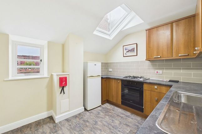 Flat 3, Picton House Great Western Road, Gloucester photo 4