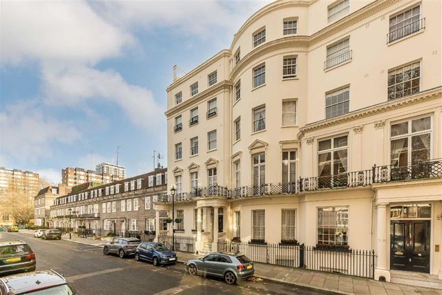 Flat to rent in Gloucester Square, London W2