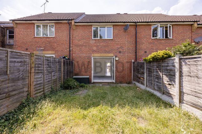 2-bed house on 35, Clifford Road, London, £2,300/mo