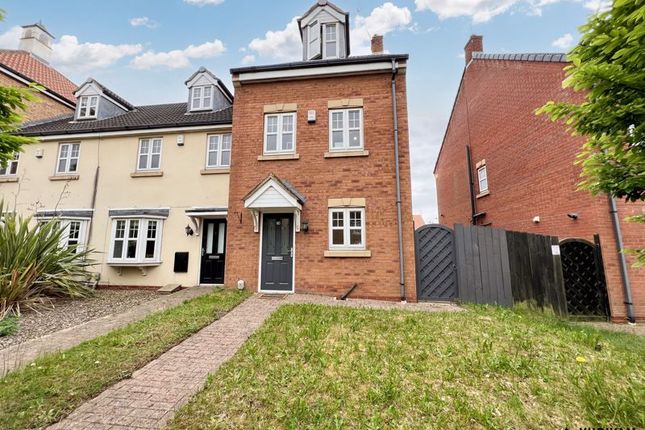 End terrace house for sale in Pools Brook Park, Kingswood