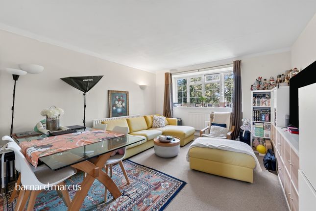 9, Danehurst Court, Alexandra Road, Epsom photo 2