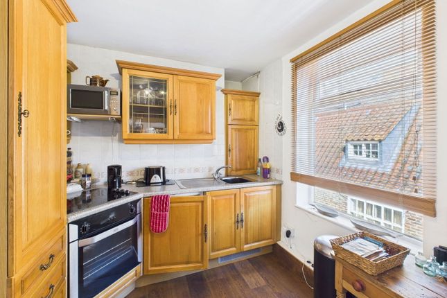 7a,6a/7a Linskill Square, Baxtergate, Whitby photo 4