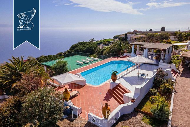 Thumbnail Villa for sale in Lipari, Messina, Sicilia