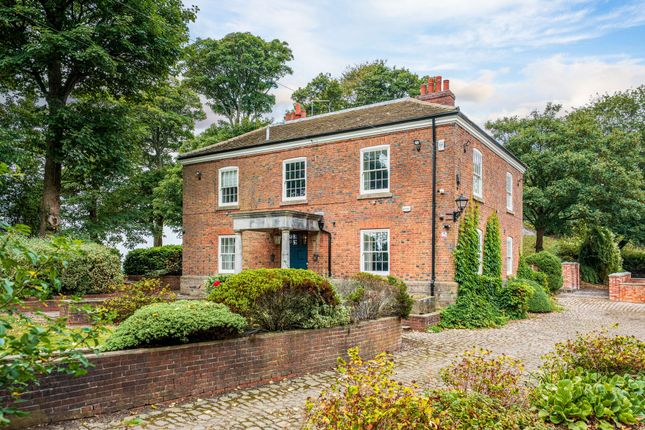 Stand Farm Spa Lane, Ormskirk photo 4