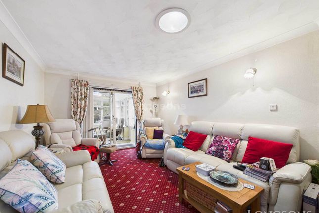 4, Rockland Close, Swaffham photo 3