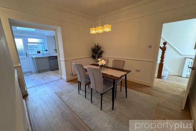 28, Aldergrove Road, Rhondda Cynon Taff photo 5