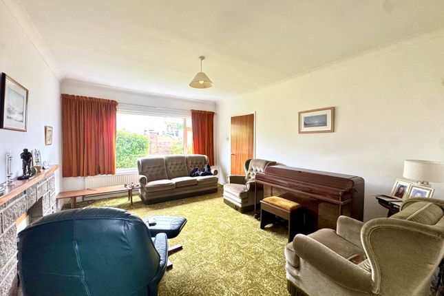 21 Gwaunfarren Close, Merthyr Tydfil photo 4