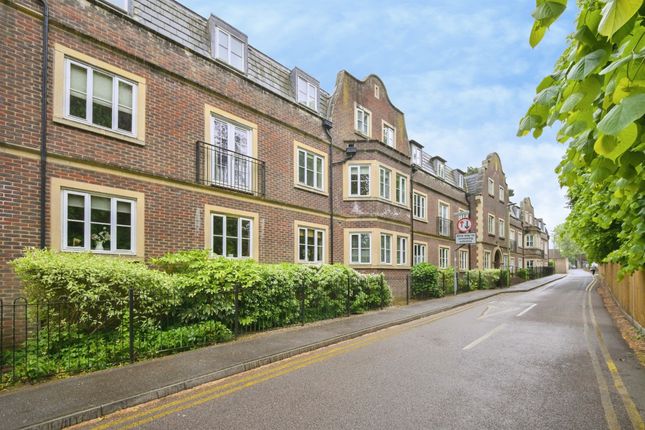 19, Esdaile Hall, Esdaile Lane, Hoddesdon photo 2