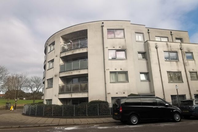 1-bed flat on 1, Alice Court Douglas Road Wood Green, London, £325,000