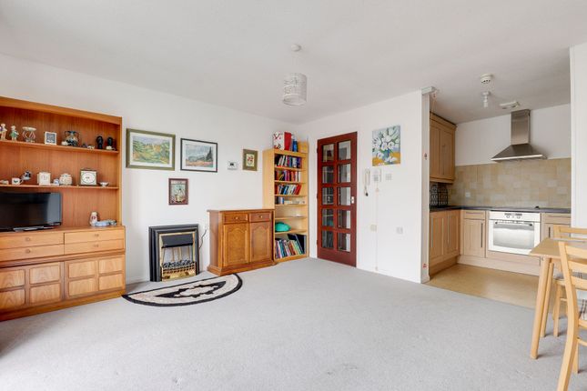 48 Marlborough Court, Nottingham photo 2