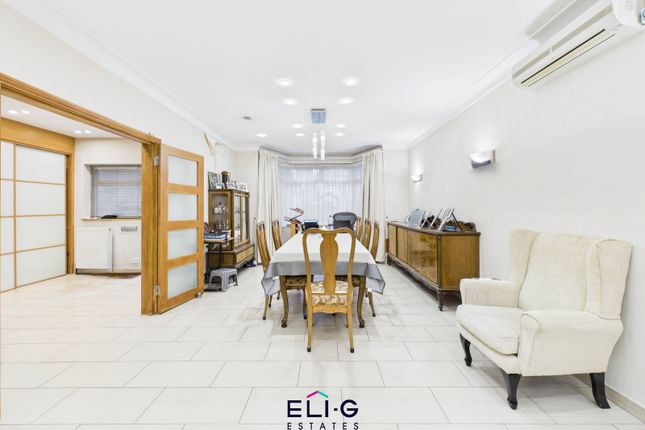 63 Woodlands, London photo 4