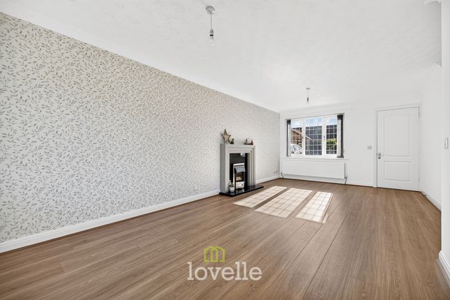 13 Wheatfield Drive, Grimsby photo 4