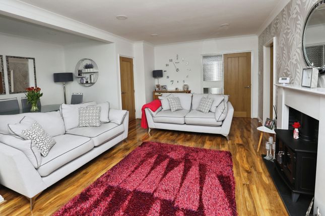 32, Eton Court, Liverpool photo 4