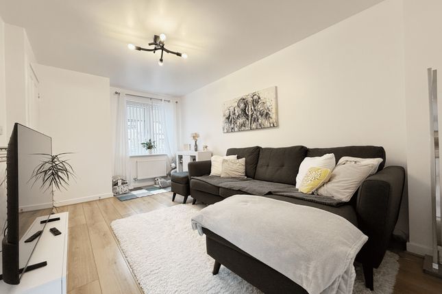 13, Boyce Way, Cardiff photo 3