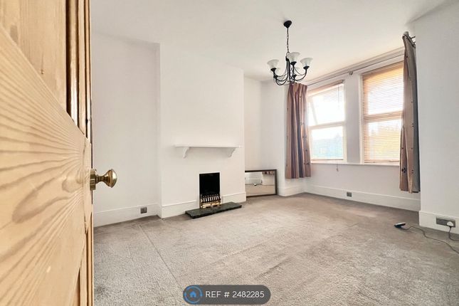 Living Room/Double Bedrooms
