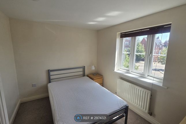 Millgrove Street, Swindon photo 3