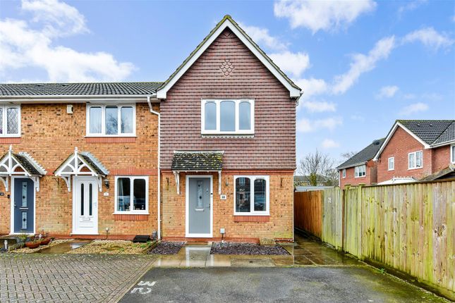 End terrace house for sale in Ennel Copse, North Baddesley, Hampshire