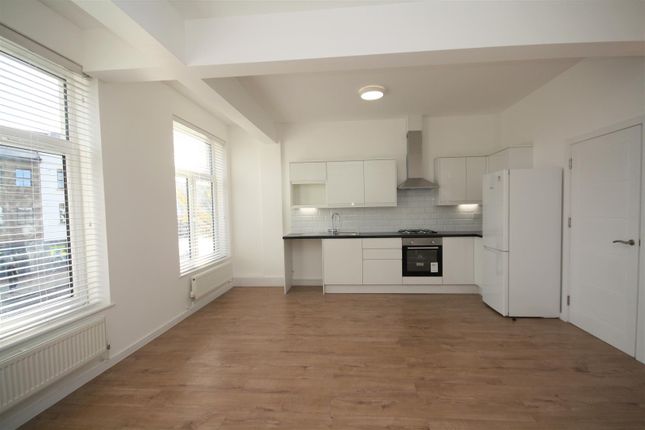 Thumbnail Detached house to rent in Turners Hill, Cheshunt, Waltham Cross
