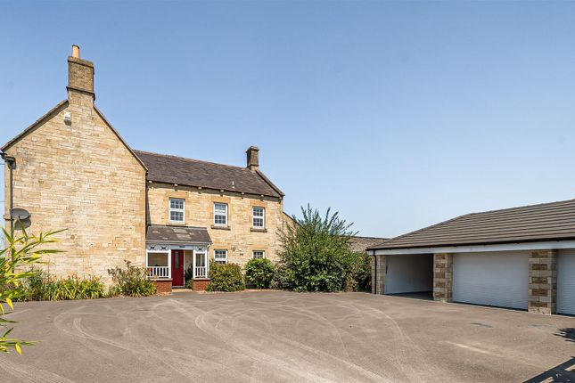 4-bed detached on Biss Farm, West Ashton Road, Trowbridge, £425,000