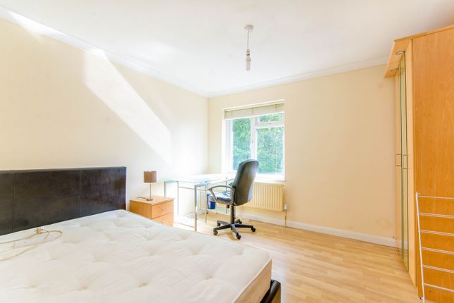 Frankland Close, Bermondsey photo 5
