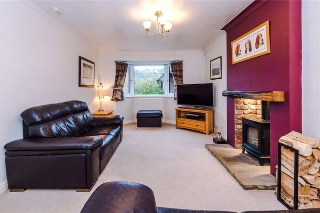 9, Crowborough Close, Bolton photo 3