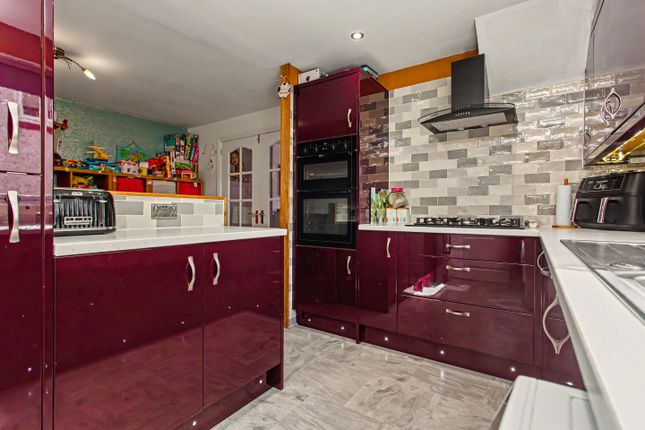 14, Ben Loyal Avenue, Paisley photo 4