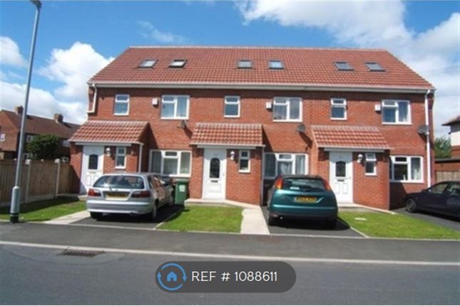 Terraced house to rent in Thirlmere Drive, Wakefield