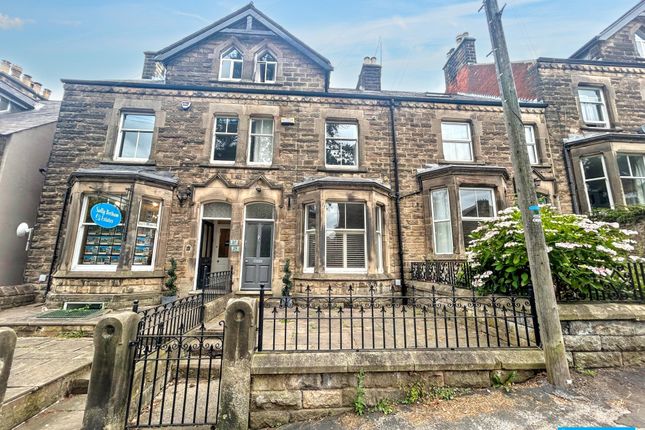 1-bed flat on 29, Bank Road, Matlock, £1,000/mo