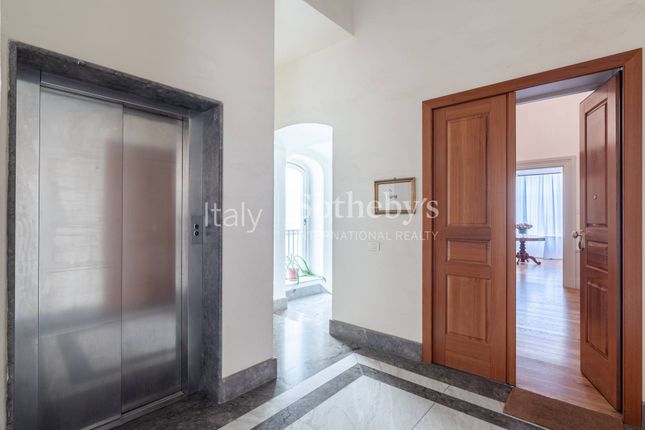 Duplex for sale in Via Alloro, Palermo, Sicilia