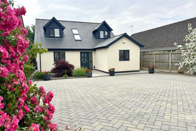 1 Church Farm Gardens