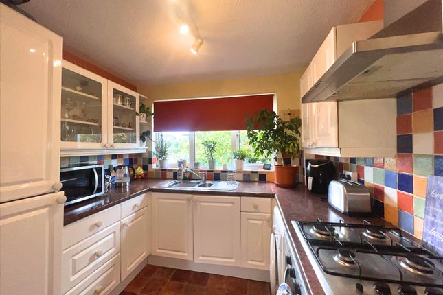 5, Burlington Court, Aldershot photo 3