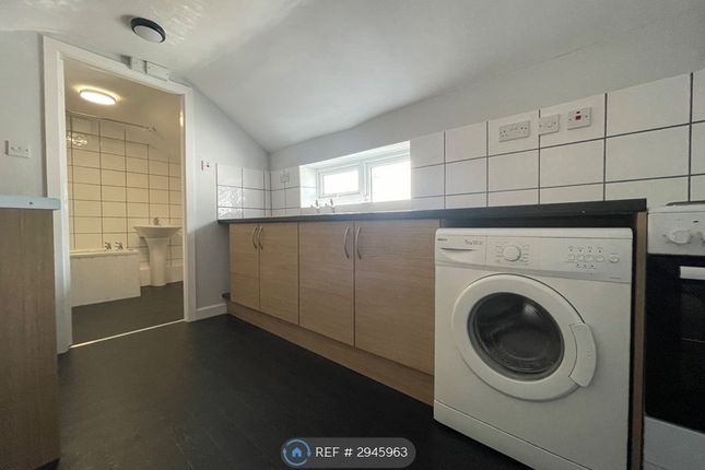 Warburton Place, Atherton, Manchester photo 4