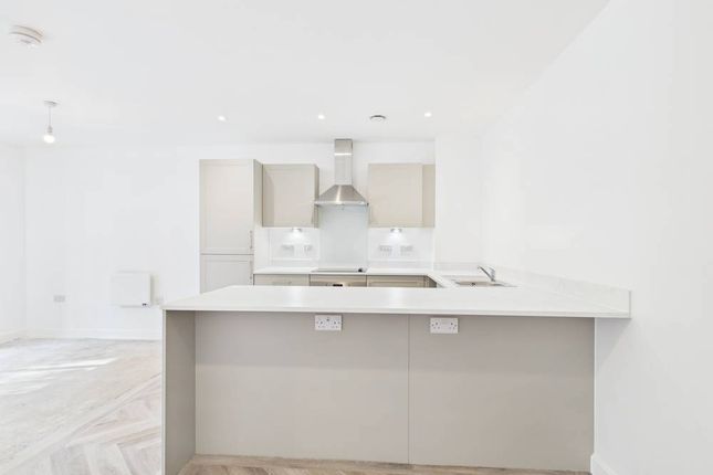 Flat 4, 4, Cross Road, Greater Manchester photo 4