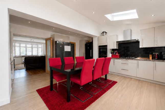 67, Borough Way, Potters Bar photo 2