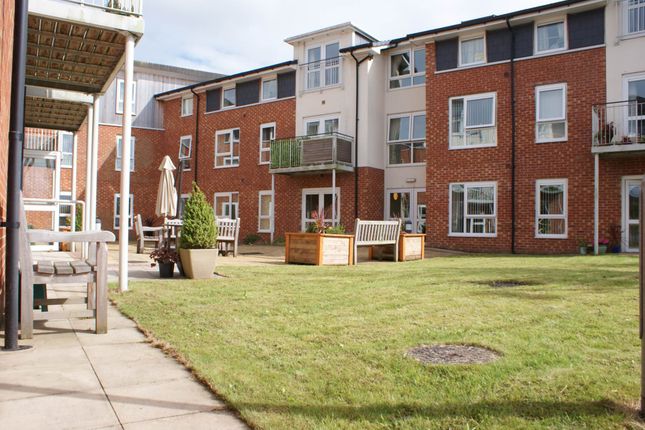 Flat for sale in Manor Gardens, Hough Fold Way, Harwood