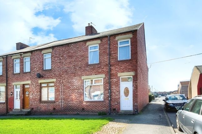 End terrace house to rent in The Avenue, Pelton, Chester Le Street, Durham