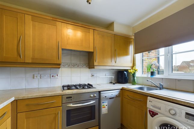 Town house for sale in Campion Road, Hatfield