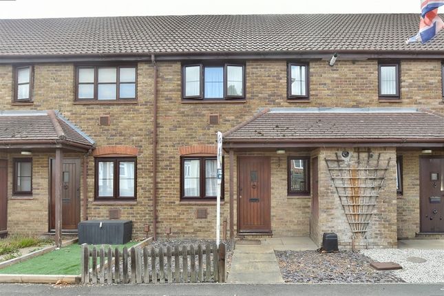 1-bed flat on Holborough Road, Snodland, £140,000
