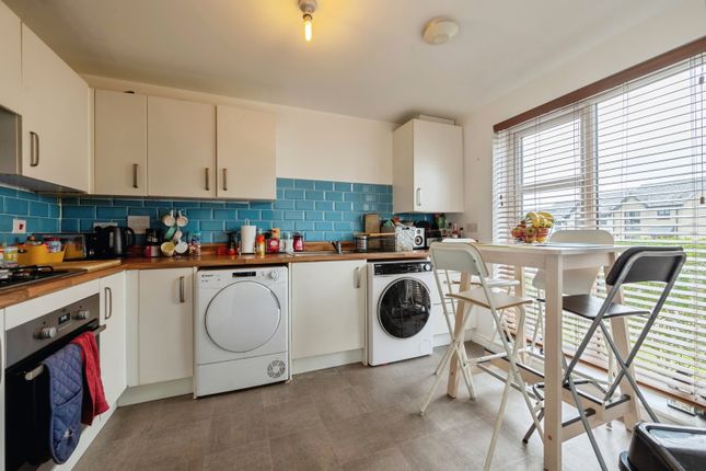 48, Oak View Road, Cornwall photo 2