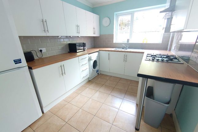 12 Birstall Road, Liverpool photo 4