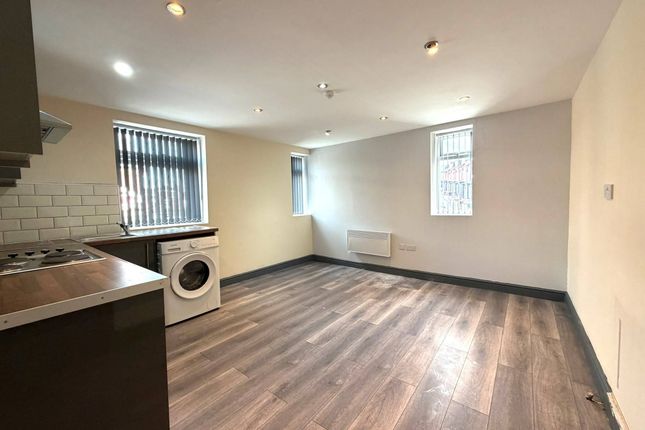 Flat 1, 79 Milan Road, Leeds photo 3