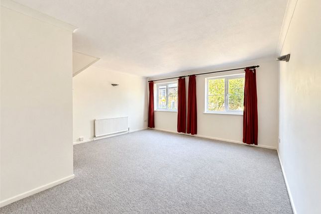 6 Orchard Court,, Orchard Street, Cambridge photo 4