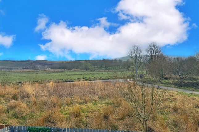 48, Siskin Avenue, Rossendale photo 3